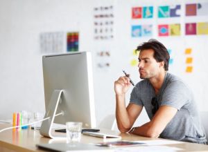 Внештатный дизайнер для рекламного агентства